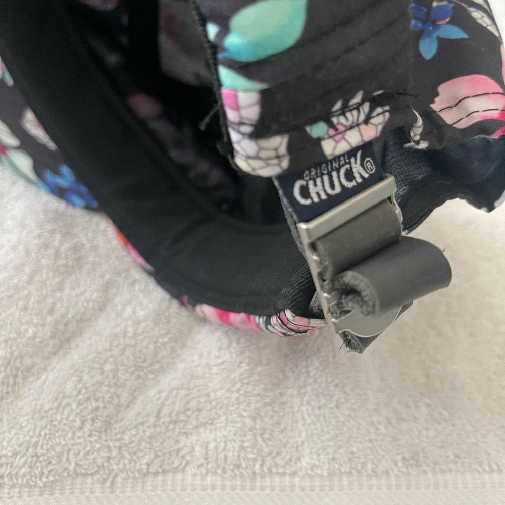 Original Chuck - Picture 2 of 3